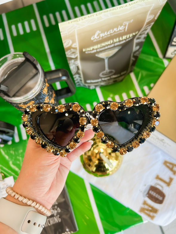 Game Day Stone Heart Sunglasses In 2 Colors