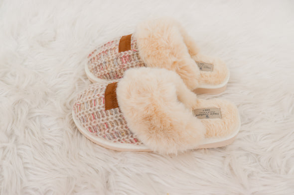 Cozy Felt Slippers In 3 Colors