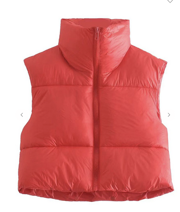 Cropped Puffer Vest in Green or Red