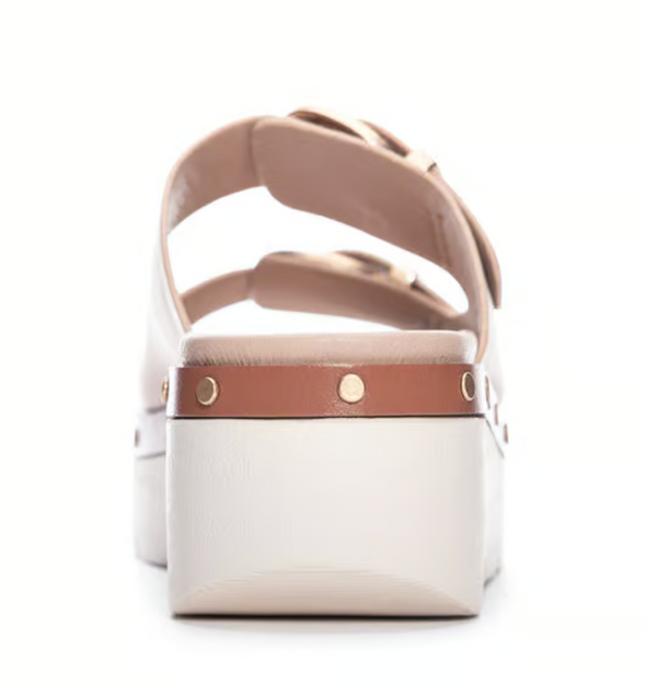 Surfs Up Sandal in Smooth Beige Or Black Croc