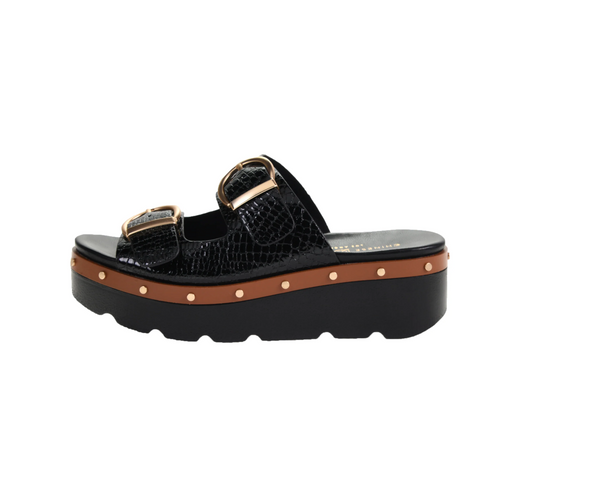 Surfs Up Sandal in Smooth Beige Or Black Croc